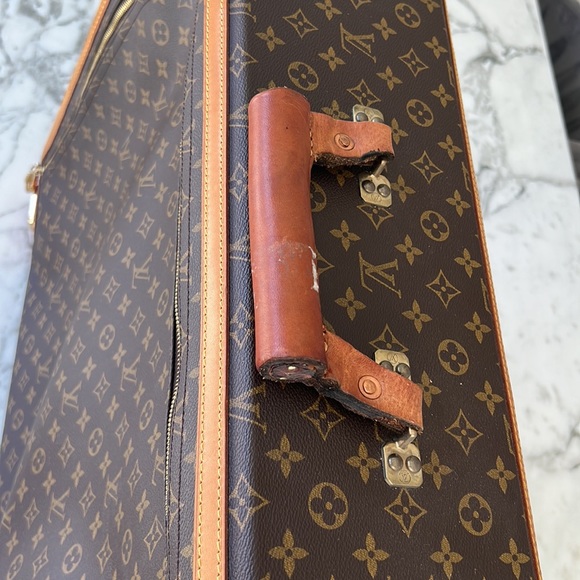 Louis Vuitton Suitcase - Picture 3 of 11